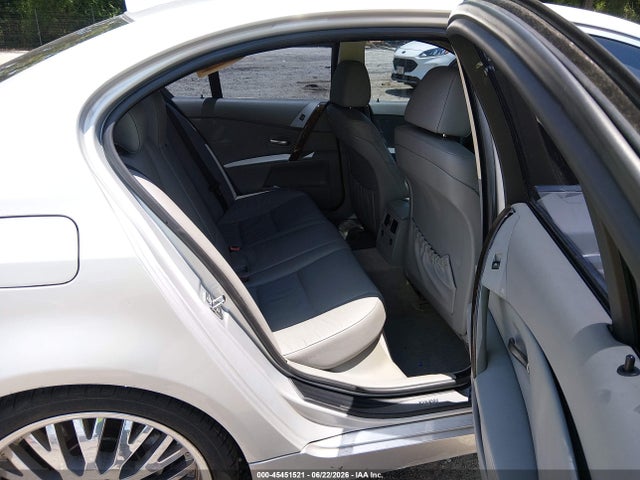 2004 Bmw 530i მანქანა იყიდება აუქციონზე, vin: WBANA73594B063690, აუქციონის ნომერი: 45451521