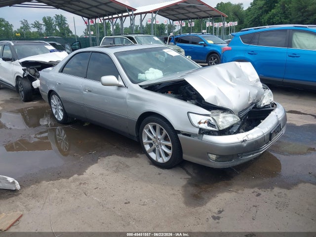 Продажа на аукционе авто 2000 Lexus Es 300, vin: JT8BF28G2Y5075218, номер лота: 45451557