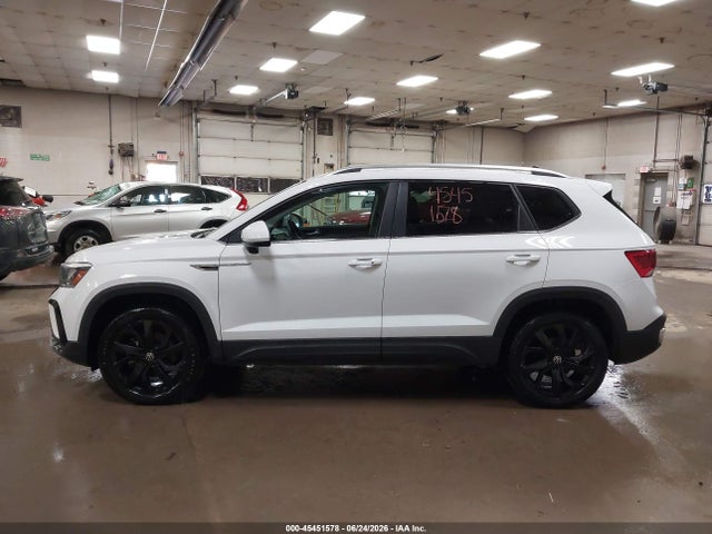 2022 Volkswagen Taos 1.5t Se მანქანა იყიდება აუქციონზე, vin: 3VVPX7B2XNM041694, აუქციონის ნომერი: 45451578