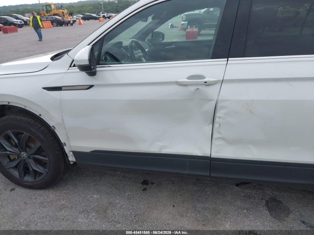 2022 Volkswagen Tiguan 2.0t Se მანქანა იყიდება აუქციონზე, vin: 3VV2B7AX7NM164911, აუქციონის ნომერი: 45451580