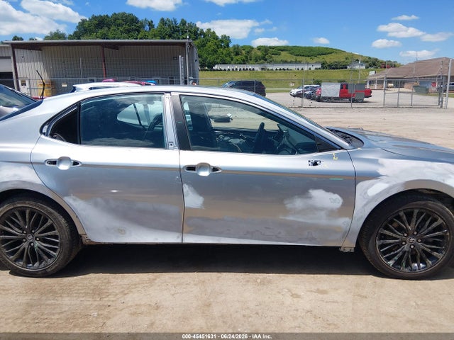 45451631 :رقم المزاد ، 4T1G11AK1LU306831 vin ، 2020 Toyota Camry Se مزاد بيع
