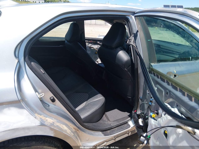45451631 :رقم المزاد ، 4T1G11AK1LU306831 vin ، 2020 Toyota Camry Se مزاد بيع