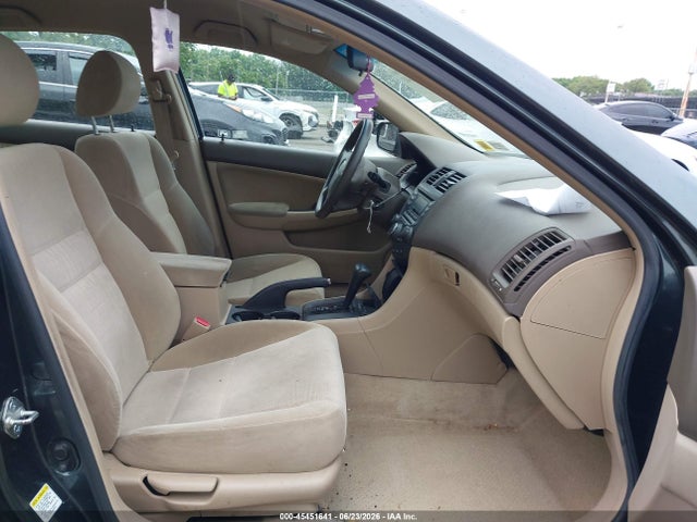 Продажа на аукционе авто 2005 Honda Accord 2.4 Lx, vin: 1HGCM564X5A039349, номер лота: 45451641