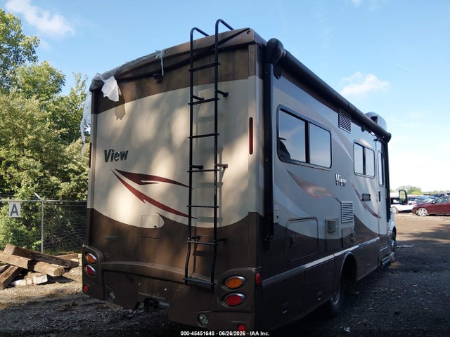 45451648 :رقم المزاد ، WDAPF4CC7F9610513 vin ، 2015 Mercedes-benz Sprinter 3500 مزاد بيع