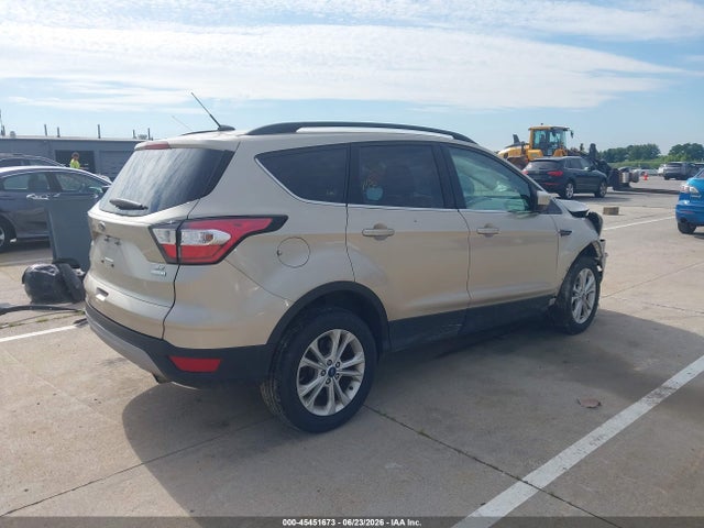 Ford ESCAPE SE 2017 1FMCU0GD8HUD52558 Image 4
