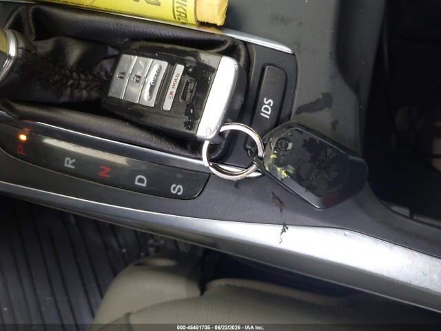 Acura MDX 2015 5FRYD4H22FB010042 Image 11