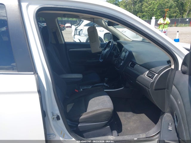 Aukcja sprzedaży 2017 Mitsubishi Outlander Es, vin: JA4AD2A34HZ057381, numer aukcji: 45451707