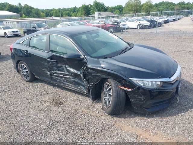 Продажа на аукционе авто 2018 Honda Civic Lx, vin: 19XFC2F54JE041059, номер лота: 45451716