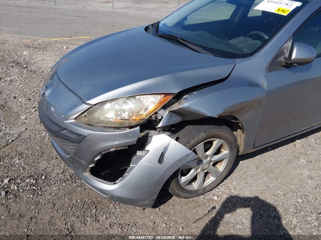 45451782 :رقم المزاد ، JM1BL1VF9B1396199 vin ، 2011 Mazda Mazda3 I Touring مزاد بيع
