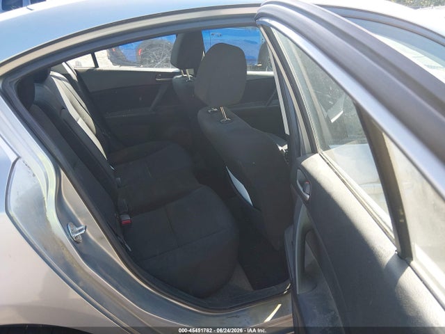 45451782 :رقم المزاد ، JM1BL1VF9B1396199 vin ، 2011 Mazda Mazda3 I Touring مزاد بيع