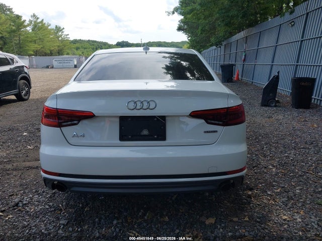 45451849 :رقم المزاد ، WAUDNAF40HN054591 vin ، 2017 Audi A4 Season Of Audi Premium مزاد بيع
