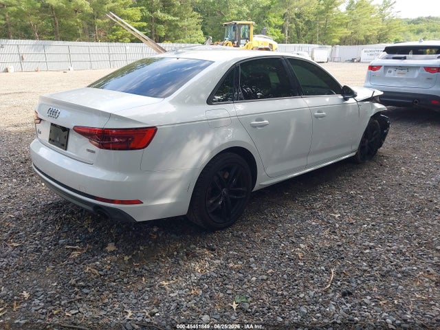 45451849 :رقم المزاد ، WAUDNAF40HN054591 vin ، 2017 Audi A4 Season Of Audi Premium مزاد بيع