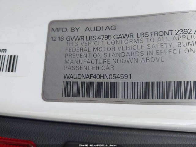 45451849 :رقم المزاد ، WAUDNAF40HN054591 vin ، 2017 Audi A4 Season Of Audi Premium مزاد بيع