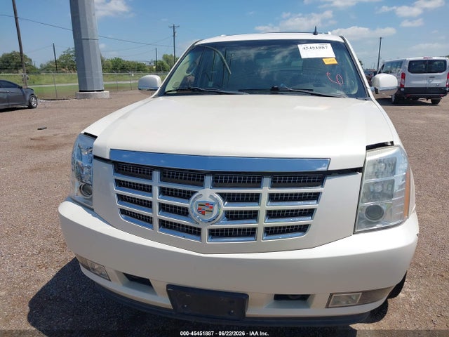 2011 Cadillac Escalade Luxury მანქანა იყიდება აუქციონზე, vin: 1GYS4BEF2BR377007, აუქციონის ნომერი: 45451887