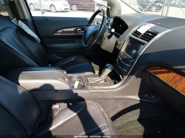 Продаж на аукціоні авто 2011 Lincoln Mkx, vin: 2LMDJ8JK3BBJ28831, номер лоту: 45451905