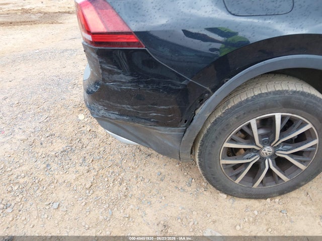 Auction sale of the 2019 Volkswagen Tiguan 2.0t Se/2.0t Sel/2.0t Sel R-line/2.0t Sel R-line Black, vin: 3VV2B7AX4KM136673, lot number: 45451920