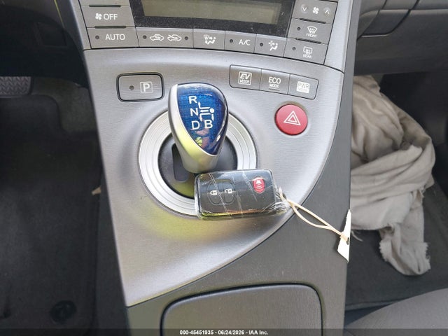 Toyota Prius Three 2014 JTDKN3DU7E0393981 Image 11