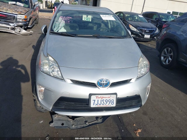 Toyota Prius Three 2014 JTDKN3DU7E0393981 Image 13
