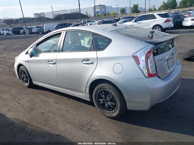 Toyota Prius Three 2014 JTDKN3DU7E0393981 Image 15
