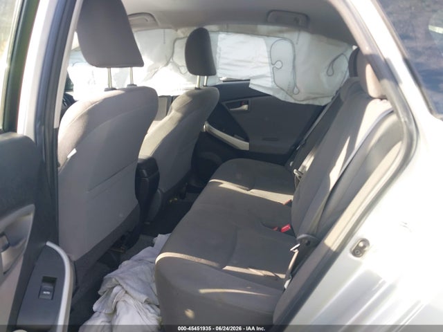 Toyota Prius Three 2014 JTDKN3DU7E0393981 Image 8