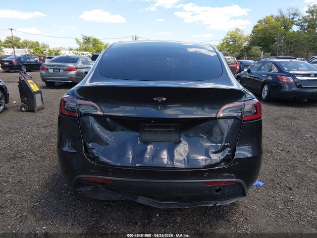 45451969 :رقم المزاد ، 7SAYGDEE5RF170365 vin ، 2024 Tesla Model Y Long Range Dual Motor All-wheel Drive مزاد بيع