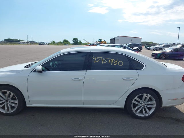 1VWBA7A36JC007894 Volkswagen Passat 2.0t Se
