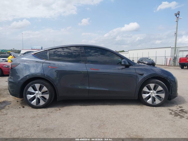 Продаж на аукціоні авто 2023 Tesla Model Y Awd/long Range Dual Motor All-wheel Drive, vin: 7SAYGDEEXPF833930, номер лоту: 45452016