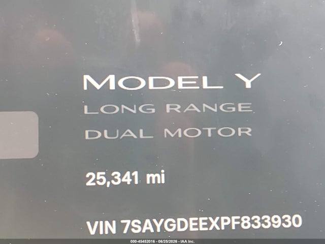 Продаж на аукціоні авто 2023 Tesla Model Y Awd/long Range Dual Motor All-wheel Drive, vin: 7SAYGDEEXPF833930, номер лоту: 45452016