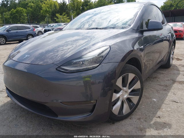 Продаж на аукціоні авто 2023 Tesla Model Y Awd/long Range Dual Motor All-wheel Drive, vin: 7SAYGDEEXPF833930, номер лоту: 45452016