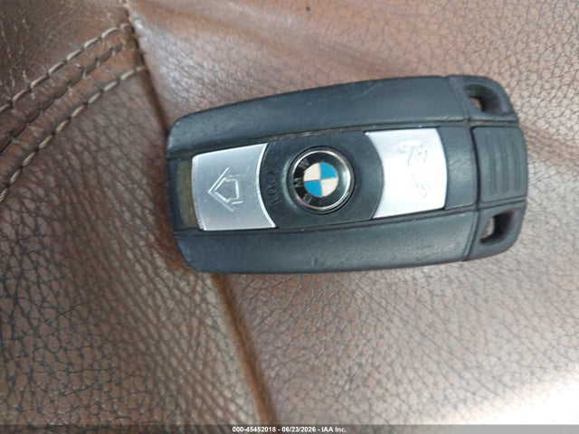 2011 Bmw 335i მანქანა იყიდება აუქციონზე, vin: WBAPM5C52BE576425, აუქციონის ნომერი: 45452018