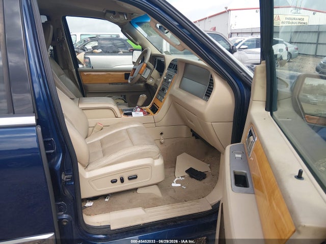 Продажа на аукционе авто 2010 Lincoln Navigator, vin: 5LMJJ2H55AEJ01643, номер лота: 45452033