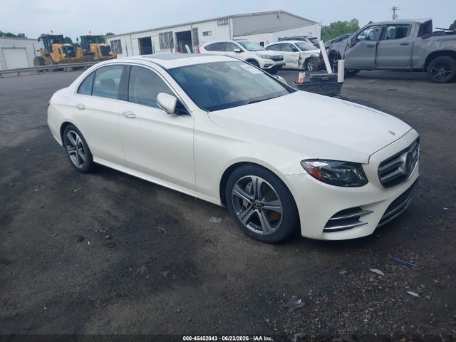 45452043 :رقم المزاد ، WDDZF4JB7HA289175 vin ، 2017 Mercedes-benz E 300 مزاد بيع