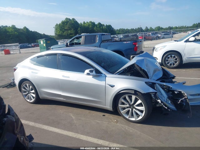 Tesla Model 3 Long Range/performance 2018 5YJ3E1EB9JF116993 Image 11