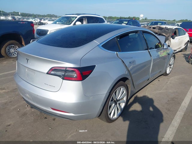 Tesla Model 3 Long Range/performance 2018 5YJ3E1EB9JF116993 Image 4