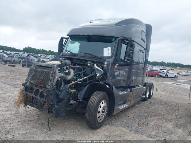 2022 Volvo Vnl მანქანა იყიდება აუქციონზე, vin: 4V4NC9EH3NN283458, აუქციონის ნომერი: 45452061