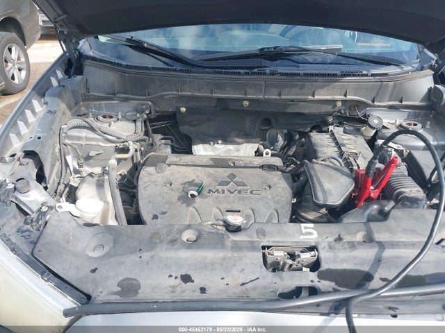 45452179 :رقم المزاد ، JA4AP3AW6JU000500 vin ، 2018 Mitsubishi Outlander Sport 2.4 Se مزاد بيع
