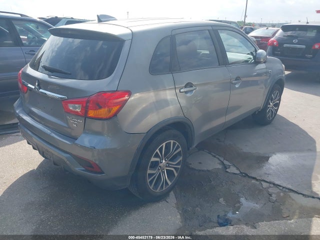45452179 :رقم المزاد ، JA4AP3AW6JU000500 vin ، 2018 Mitsubishi Outlander Sport 2.4 Se مزاد بيع