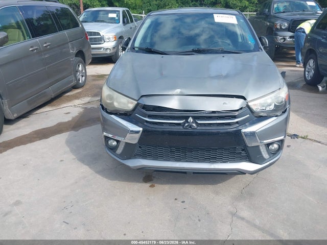 45452179 :رقم المزاد ، JA4AP3AW6JU000500 vin ، 2018 Mitsubishi Outlander Sport 2.4 Se مزاد بيع