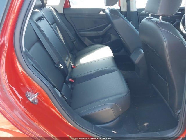 3VWE57BU3KM068290 Volkswagen Jetta 1.4t Sel