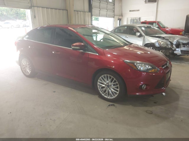 45452263 :رقم المزاد ، 1FADP3J20EL409755 vin ، 2014 Ford Focus Titanium مزاد بيع
