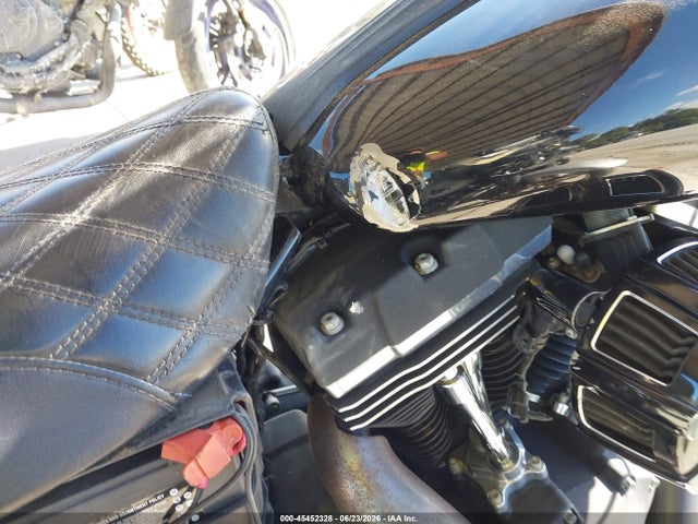 Harley-Davidson Fxdb Dyna Street Bob 2015 1HD1GXM11FC323376 Image 16