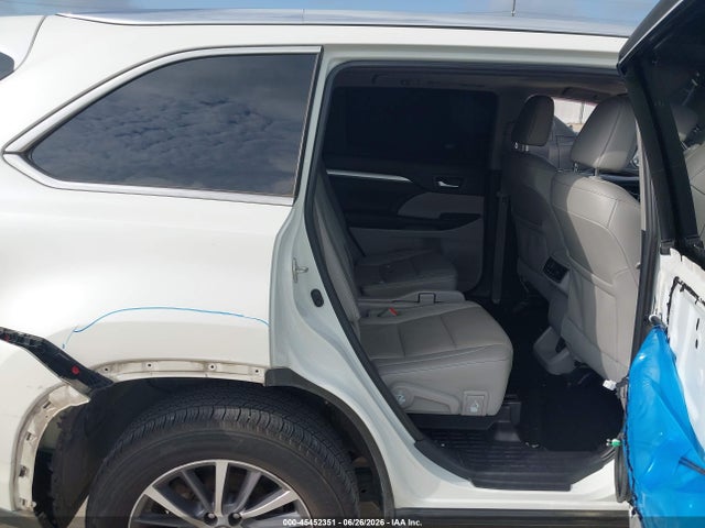 Toyota Highlander Xle 2019 5TDKZRFH6KS556734 Image 8