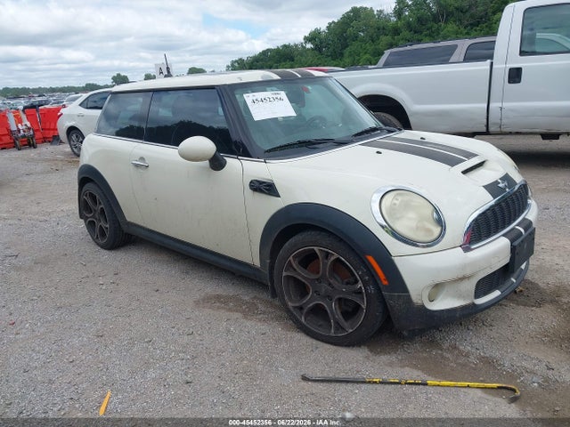 Продаж на аукціоні авто 2009 Mini Cooper S, vin: WMWMF73569TW81600, номер лоту: 45452356