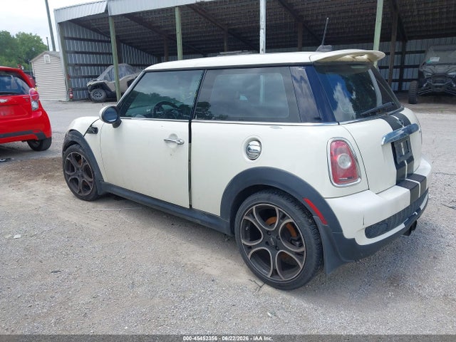 Продаж на аукціоні авто 2009 Mini Cooper S, vin: WMWMF73569TW81600, номер лоту: 45452356