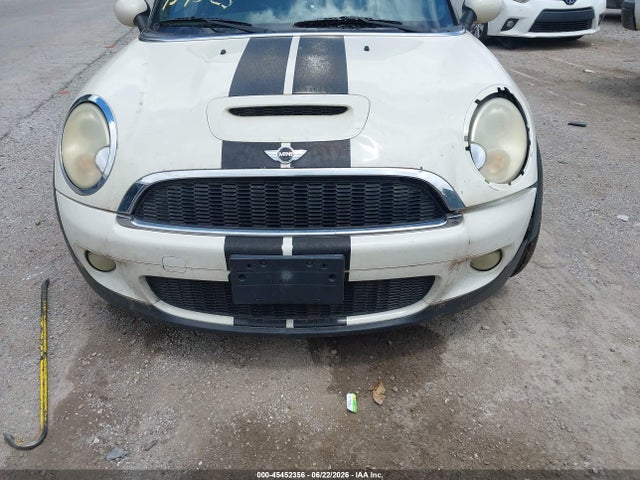 Продаж на аукціоні авто 2009 Mini Cooper S, vin: WMWMF73569TW81600, номер лоту: 45452356