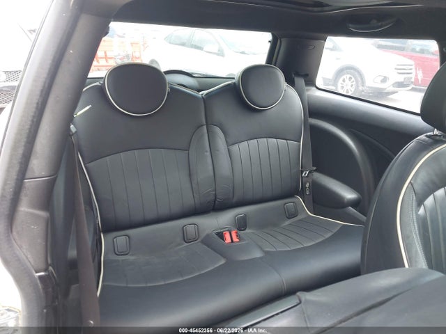 Продаж на аукціоні авто 2009 Mini Cooper S, vin: WMWMF73569TW81600, номер лоту: 45452356