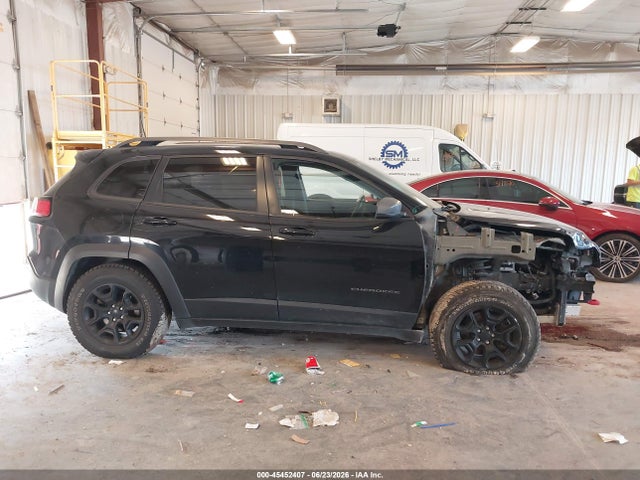 45452407 :رقم المزاد ، 1C4PJMBX6KD217562 vin ، 2019 Jeep Cherokee Trailhawk Elite 4x4 مزاد بيع