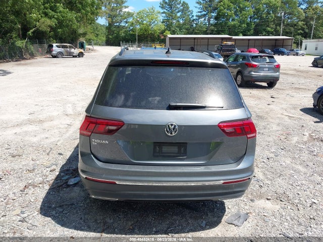 45452418 :رقم المزاد ، 3VV3B7AX7MM105795 vin ، 2021 Volkswagen Tiguan 2.0t Se/2.0t Se R-line Black/2.0t Sel مزاد بيع