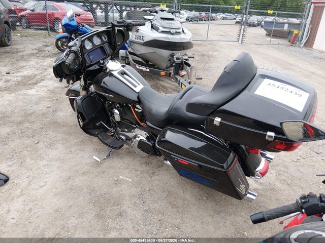 Harley-Davidson FLHTK 2019 1HD1KEF11KB657066 Image 3