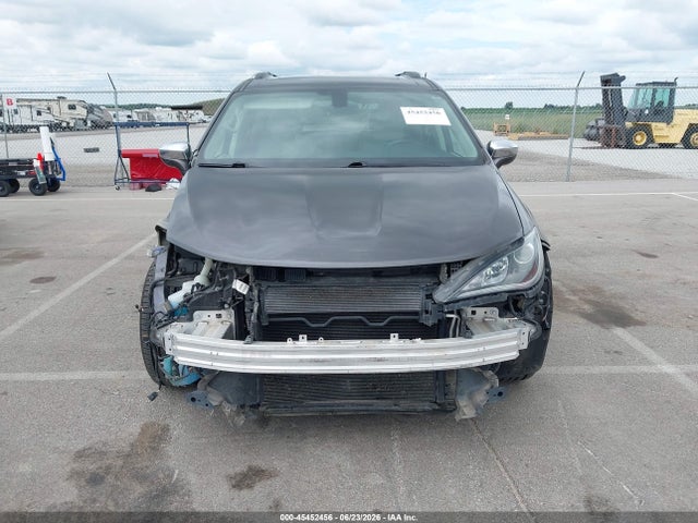 Chrysler Pacifica Limited 2017 2C4RC1GG5HR759896 Image 13